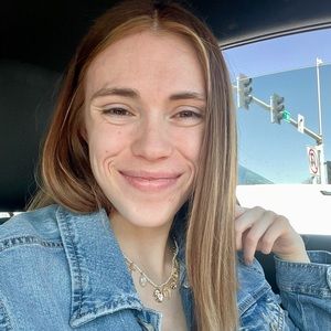 Meet your Posher, Serena